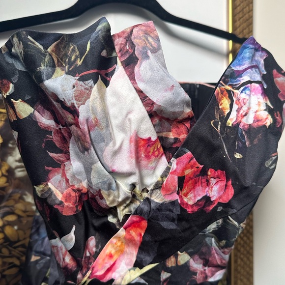 ASOS Asymmetric Bandeau Midi Dress in Dark Flora - Picture 3 of 7